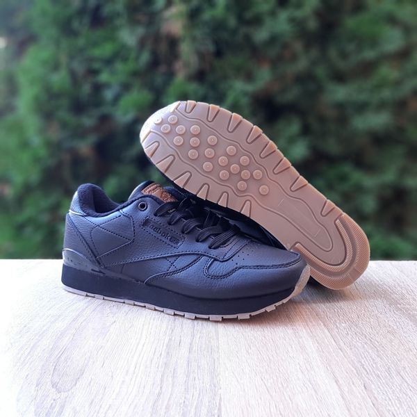 Reebok Classic Leather чорні на бежевій  923100131431 фото